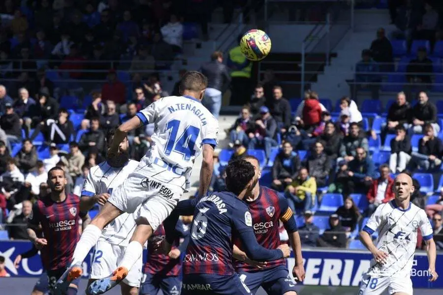 Tanaglia en el gol que tumb&oacute; al Huesca contra el Alav&eacute;s y que trunca la racha de 15 partidos sin perder. Foto: LaLiga