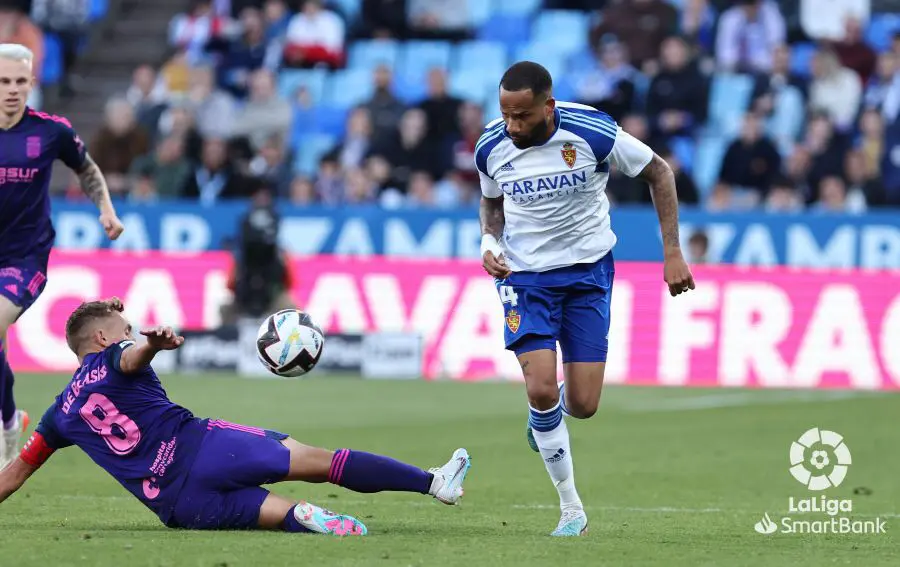 Beb&eacute; gana un duelo en el triunfo ante el Cartagena | Foto: La Liga