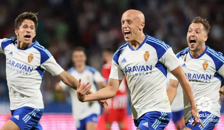 Mollejo celebrando un gol con el Real Zaragoza | La Liga