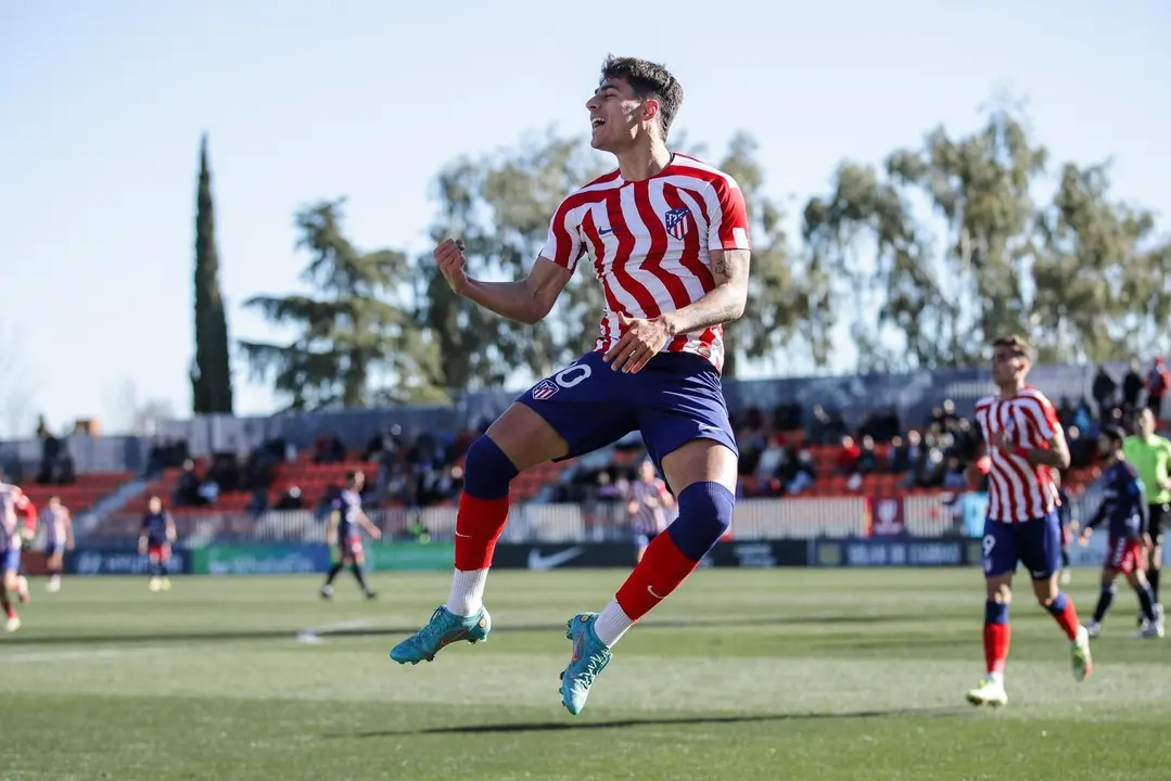 Carlos Mart&iacute;n se acerca a Zaragoza | Foto: Atl&eacute;tico de Madrid 