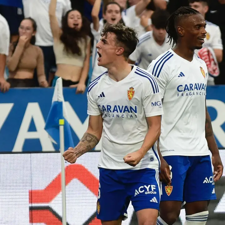El buen rendimiento de Alejandro Franc&eacute;s y de Jair Amador, dos de las claves que explican la solidez defensiva del Real Zaragoza | Foto: Real Zaragoza/Tino Gil