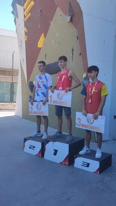 Eloi Lorente, en el tercer caj&oacute;n del podio. Foto: FAM