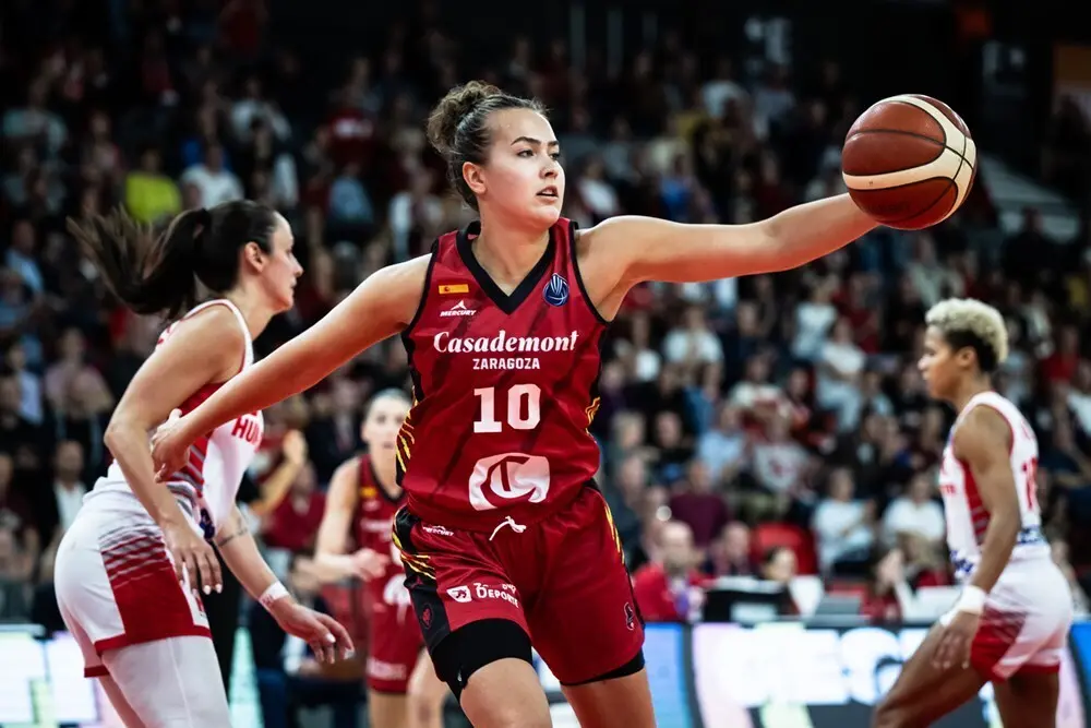 Aleksa Gulbe, en el encuentro de este mi&eacute;rcoles | Foto: FIBA