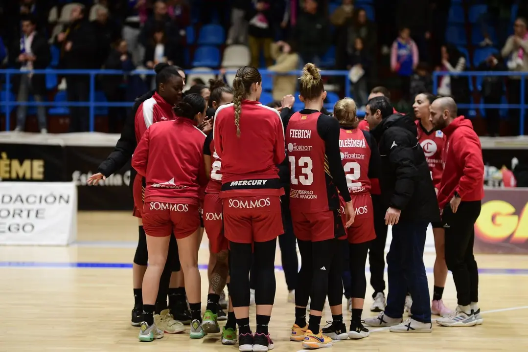 Plantilla del Casademont Zaragoza en Ferrol | Foto: Casademont Zaragoza