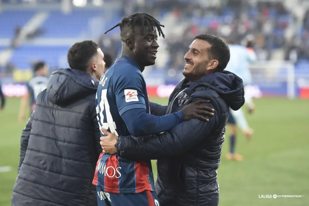 Joaqu&iacute;n, Obeng y Elady, el posible tridente del Huesca en Elda. Foto: LaLiga