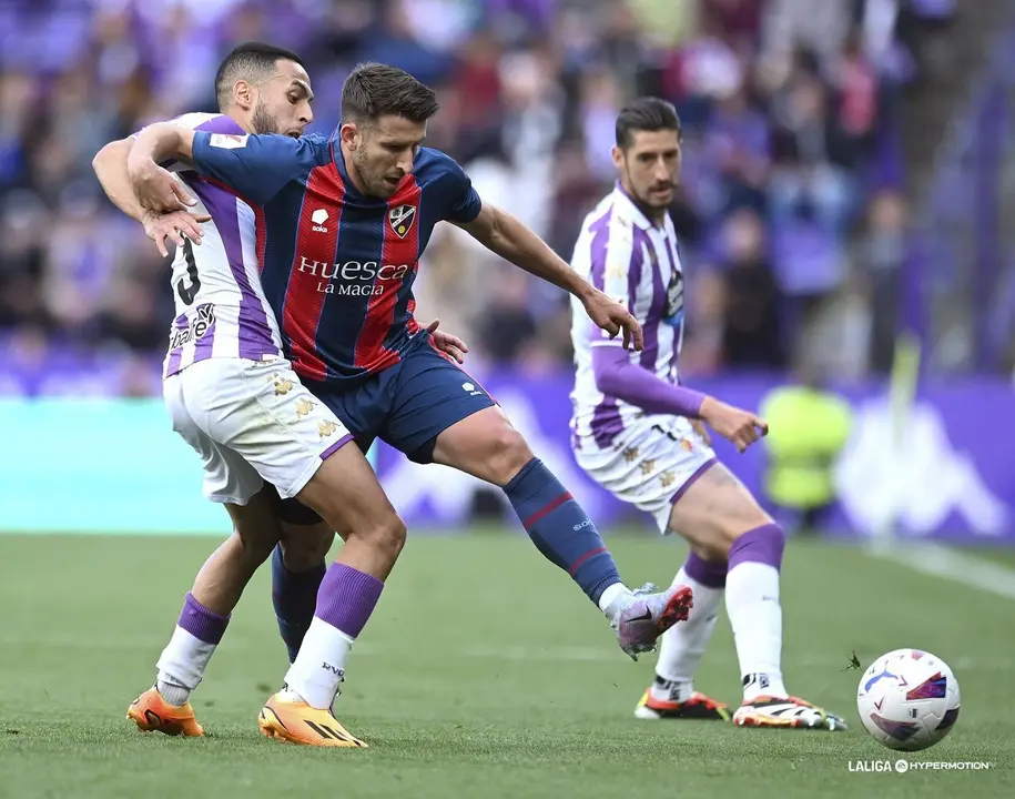 Gerard Valent&iacute;n jug&oacute; en Zorrilla pese a solo haber completado un entrenamiento