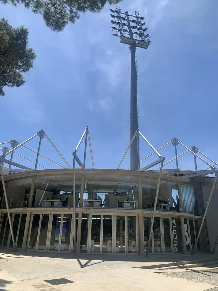 La esquina en la que est&aacute;n ubicadas las oficinas de la Fundaci&oacute;n Alcoraz en el estadio. Foto: Cedida