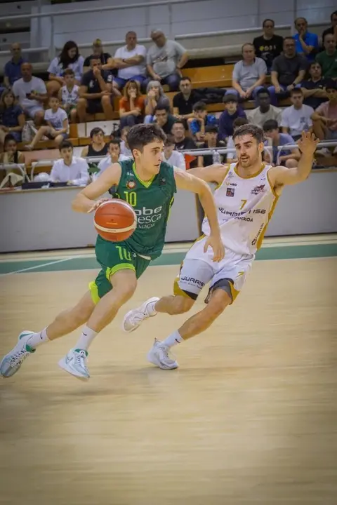 Francho Lascorz en un partido contra el Gipuzkoa Basquet. Foto: Cedida