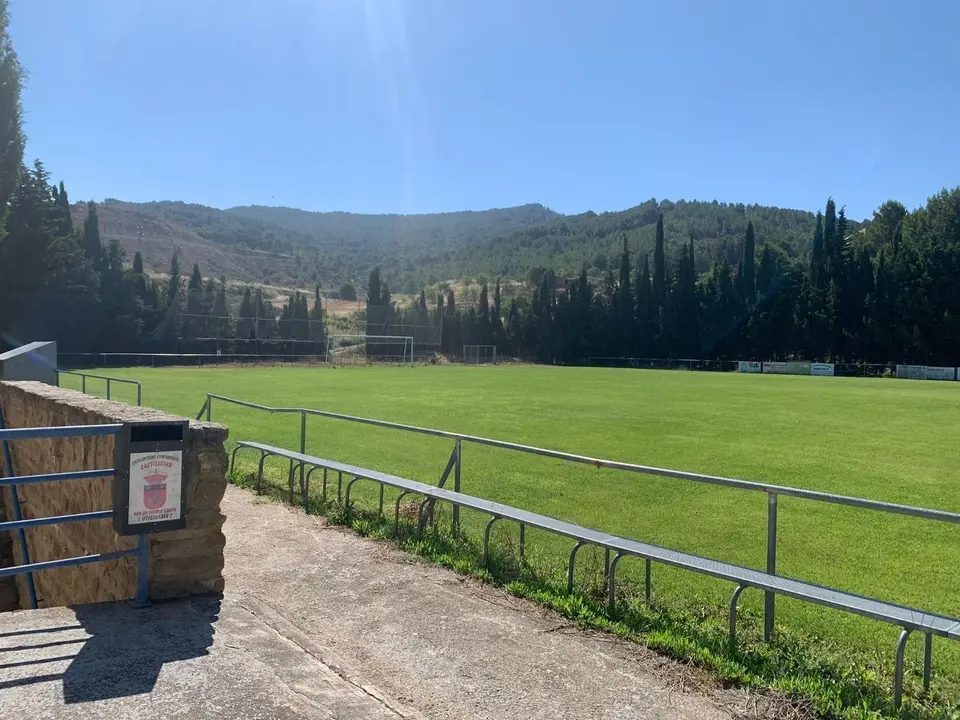 El campo de f&uacute;tbol de la localidad de Castiliscar, uno de las cuatro localidades en los que se disputar&aacute; el torneo. Fotograf&iacute;a: Comarca de las Cinco Villas.