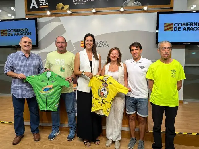 Presentaci&oacute;n de la Vuelta Ciclista al Bajo Arag&oacute;n.Eduardo Ezequiel