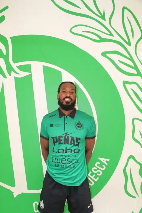 Charles Samuel Knowles, en la imagen, ya es jugador del Pe&ntilde;as. Foto: CB Pe&ntilde;as