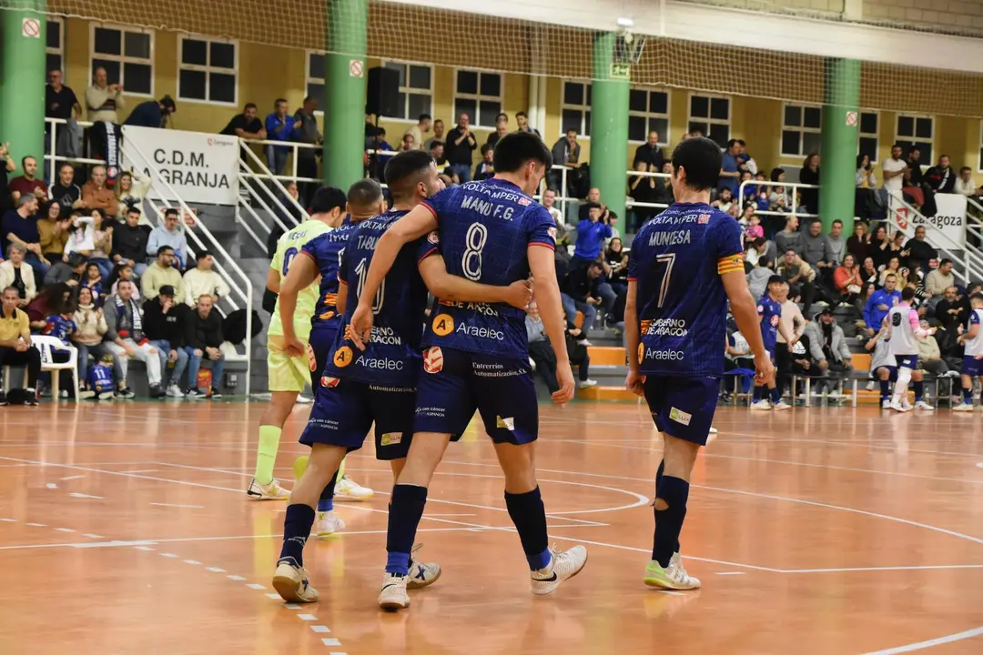 El Entrerr&iacute;os celebrando un gol. Fotograf&iacute;a: Pedro Lu&iacute;s Serrano.