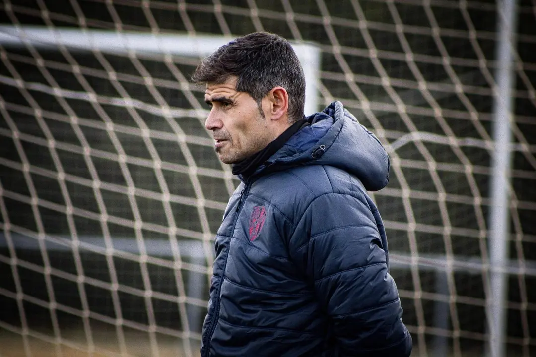 Antonio Hidalgo durante un entrenamiento. Fotograf&iacute;a: SD Huesca.
