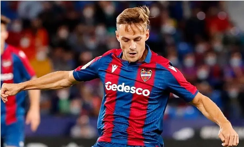 Dani G&oacute;mez y el Real Zaragoza, el culebr&oacute;n contin&uacute;a | Foto: Levante UD