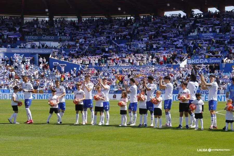 Juntos, la palabra clave en el Real Zaragoza y La Romareda | Foto: La Liga