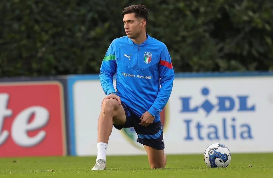 Luca Moro con Italia. Internacional en las categor&iacute;as inferiories. Foto: RRSS