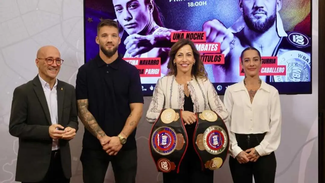 De izquierda a derecha: F&eacute;lix Brocate, Ezequiel Gurr&iacute;a, Natalia Chueca y Cristina Navarro durante la presentaci&oacute;n en el Ayuntamiento de Zaragoza. Fotograf&iacute;a: Ayuntamiento de Zaragoza.