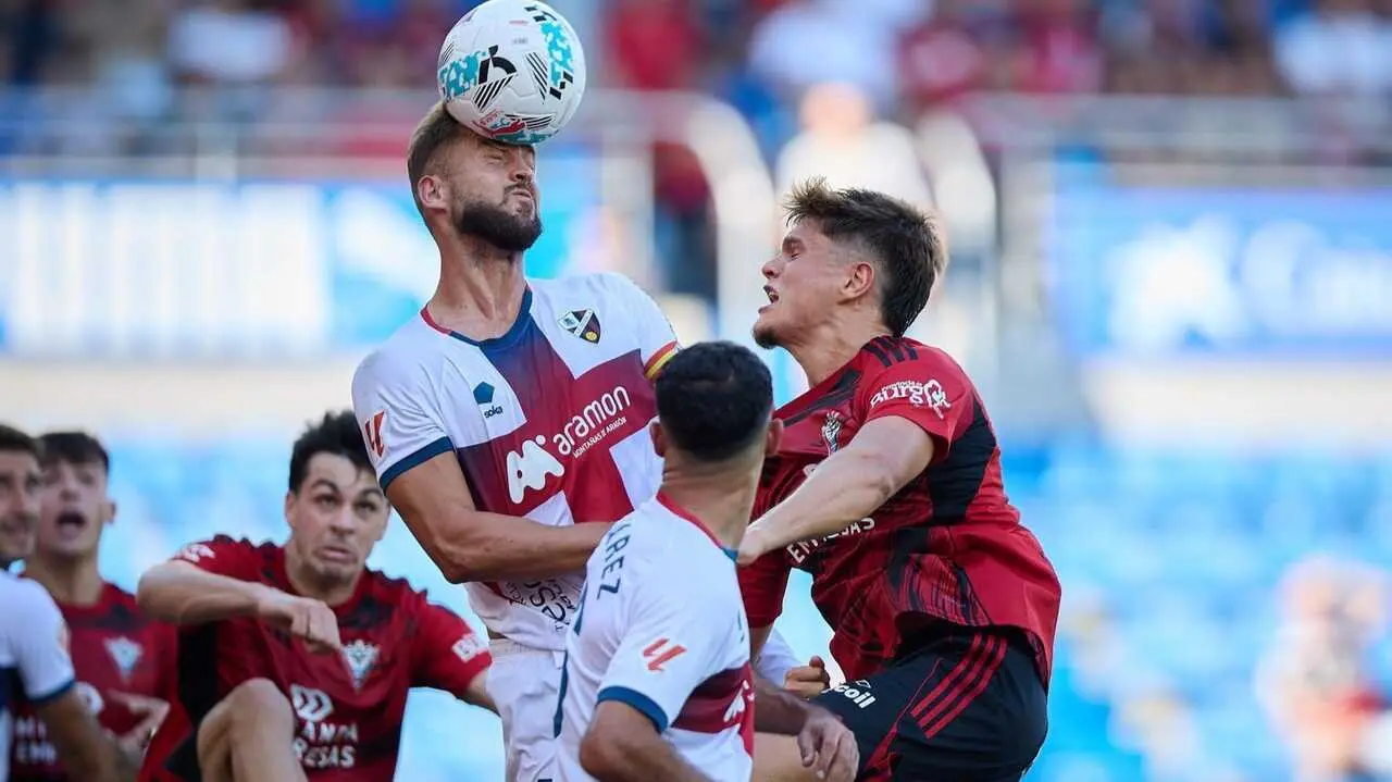Jes&uacute;s &Aacute;lvarez se perder&aacute; el choque ante el Mirand&eacute;s / LaLiga