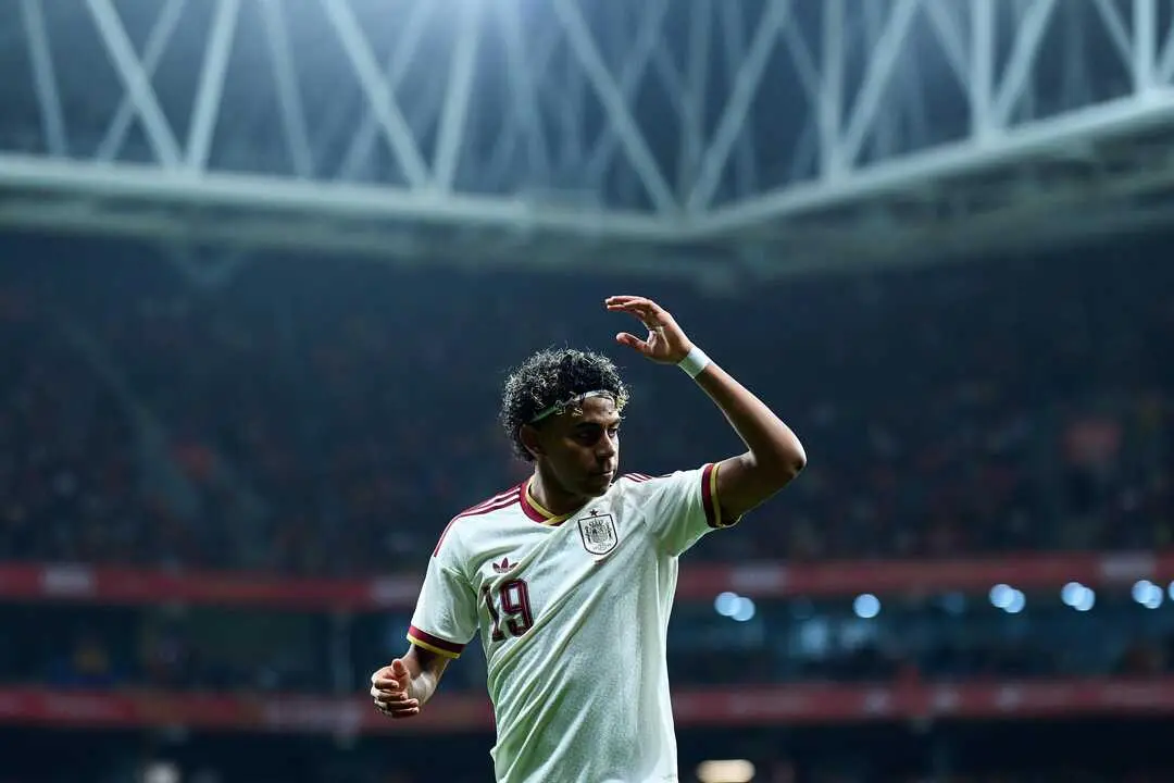Lamine Yamal durante un partido con Espa&ntilde;a / RFEF