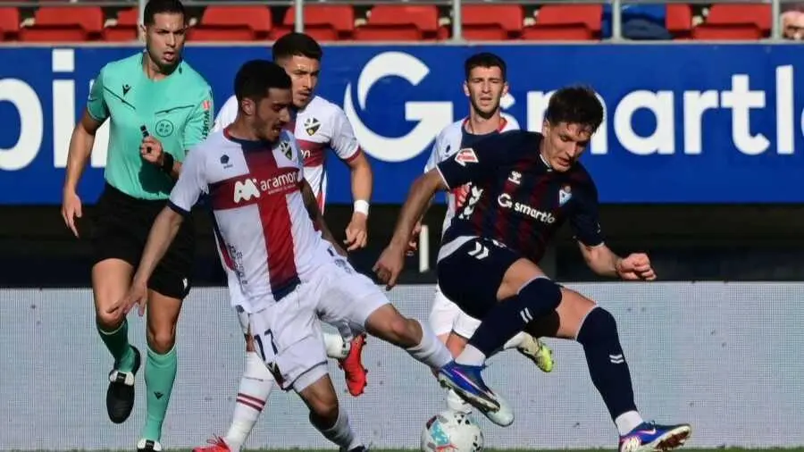 El partido se va al descanso con tablas / LaLiga
