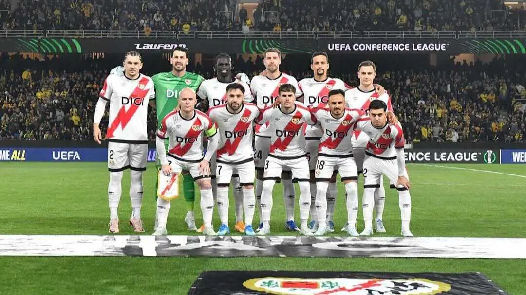 Once inicial del Rayo Vallecano en un duelo. Fotograf&iacute;a: Rayo Vallecano.