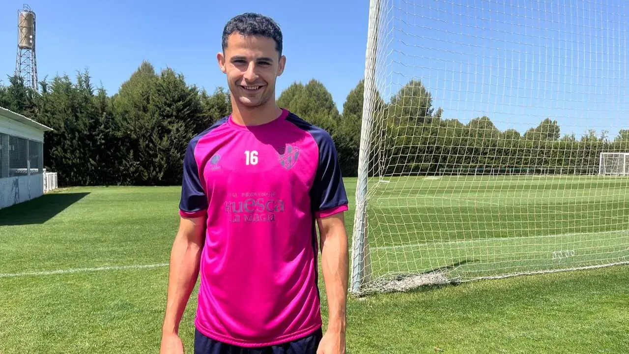 Jes&uacute;s &Aacute;lvarez atiende a SportArag&oacute;n desde la BAF