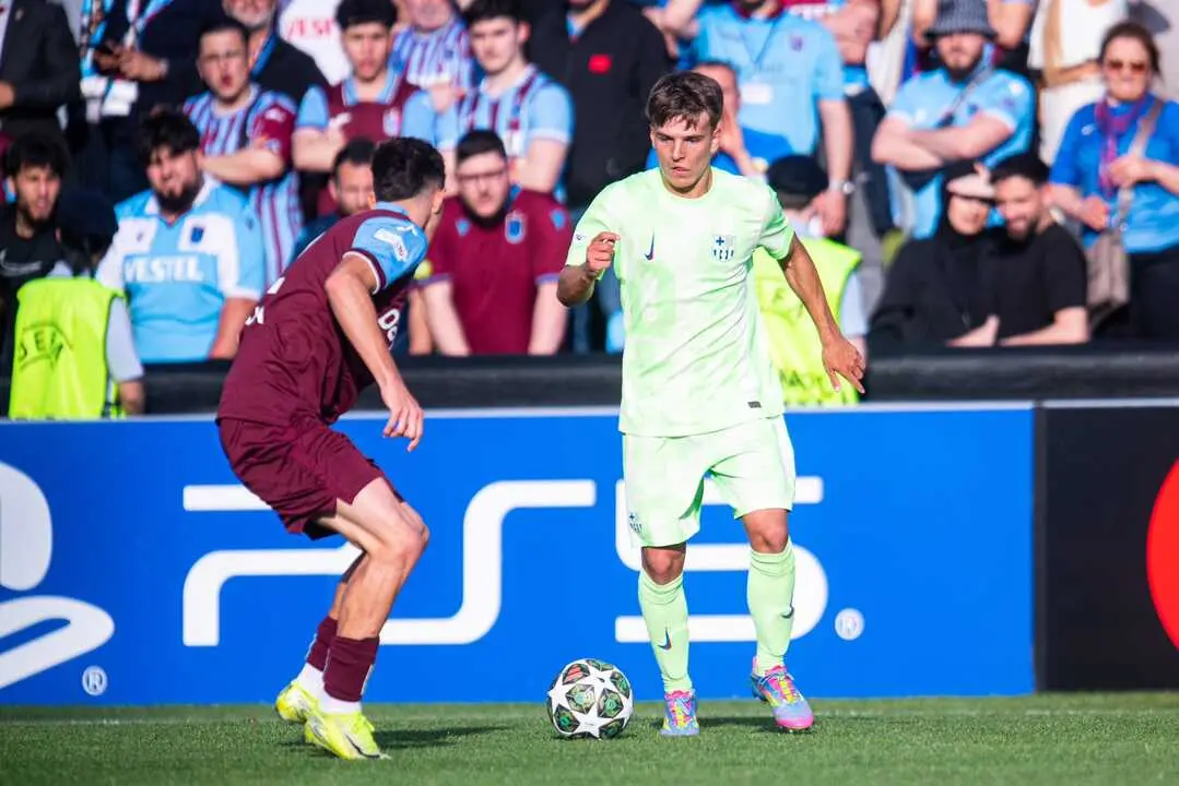 Juan Hern&aacute;ndez durante un partido con el FC Barcelona / FCB