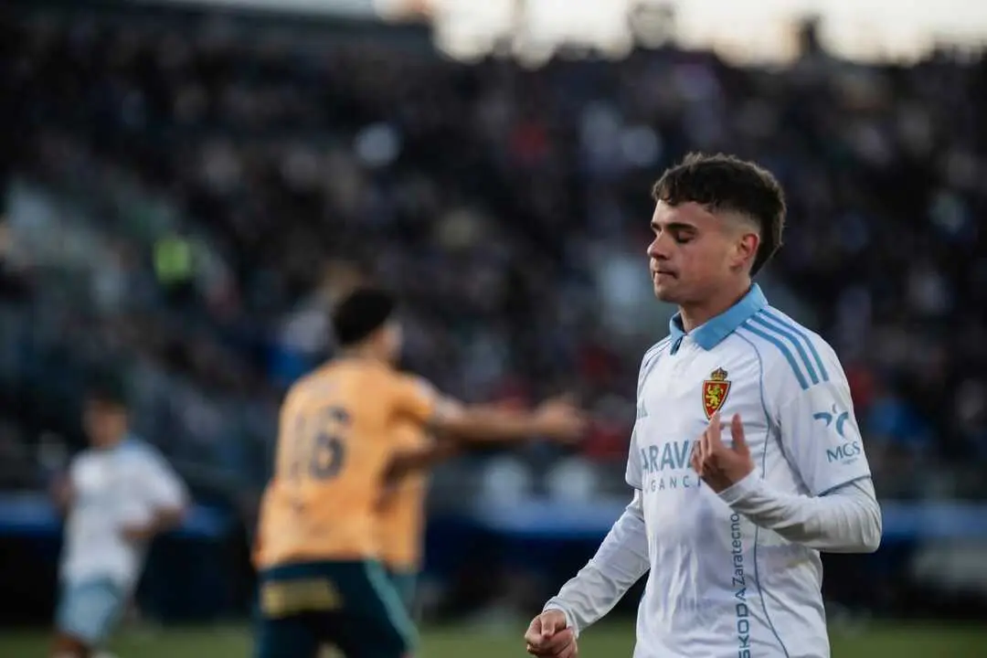 Hugo Pinilla durante un partido con el Real Zaragoza / Marcos Cebri&aacute;n