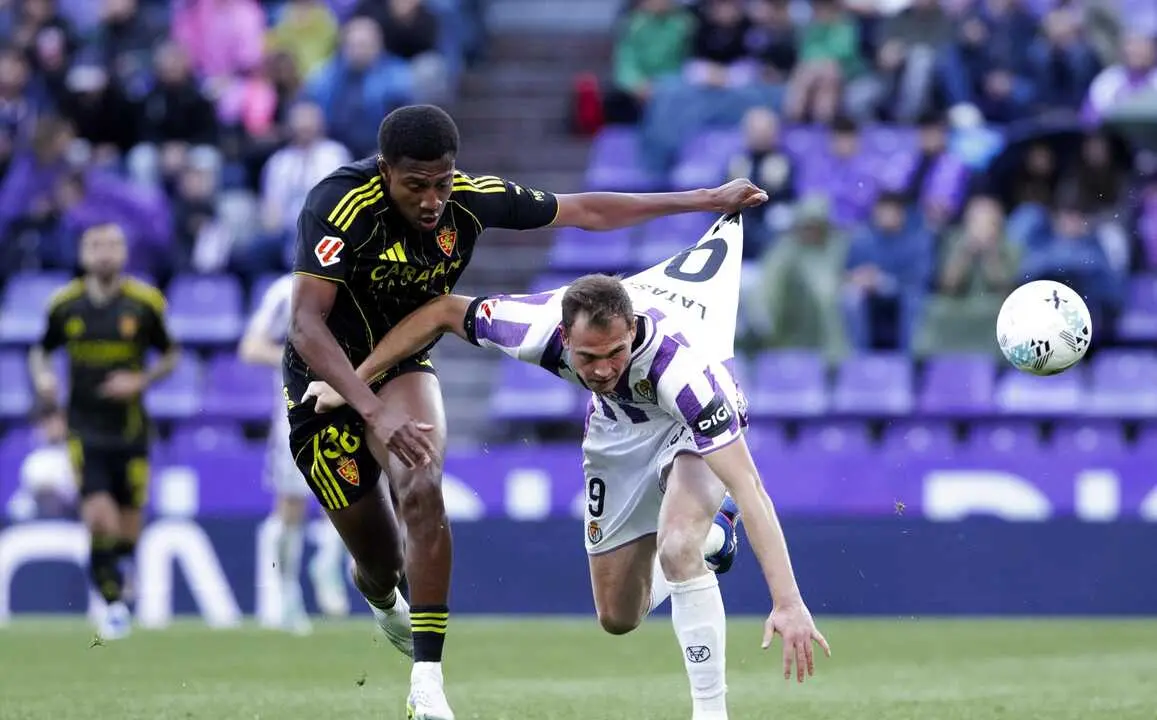 Las notas del Real Zaragoza en su derrota en Valladolid / LA LIGA