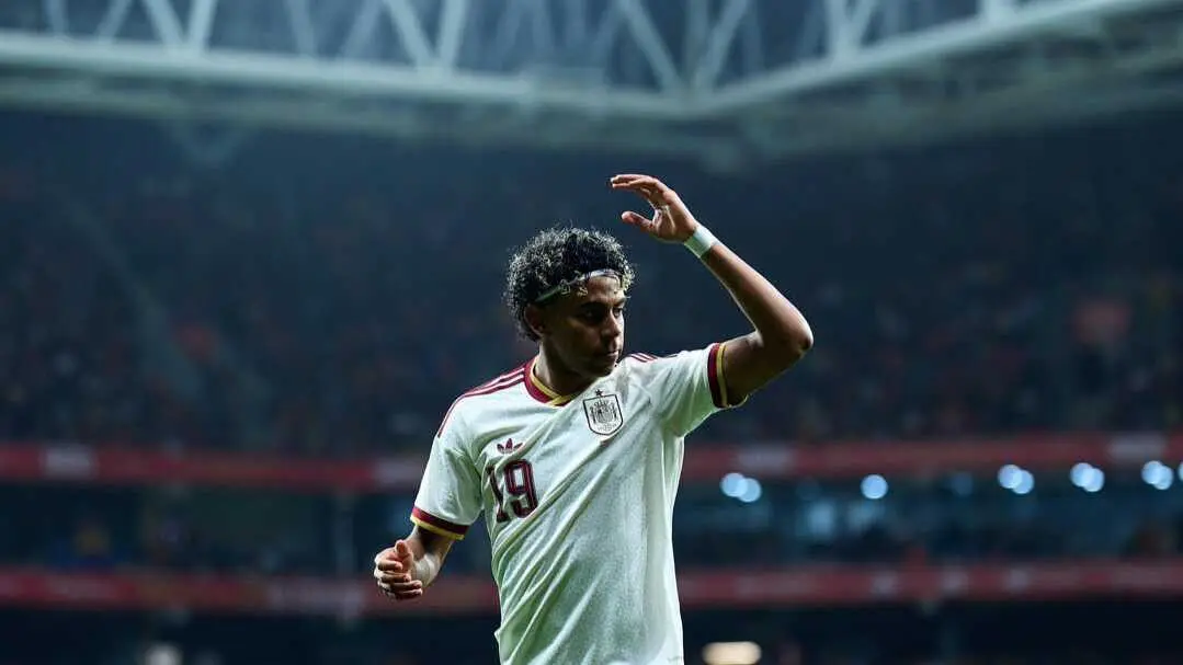 Lamine Yamal durante un partido con Espa&ntilde;a / RFEF