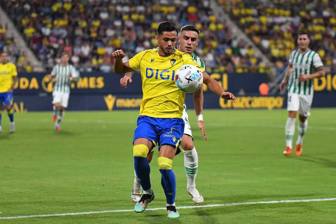 Ra&uacute;l Pereira con el C&aacute;diz