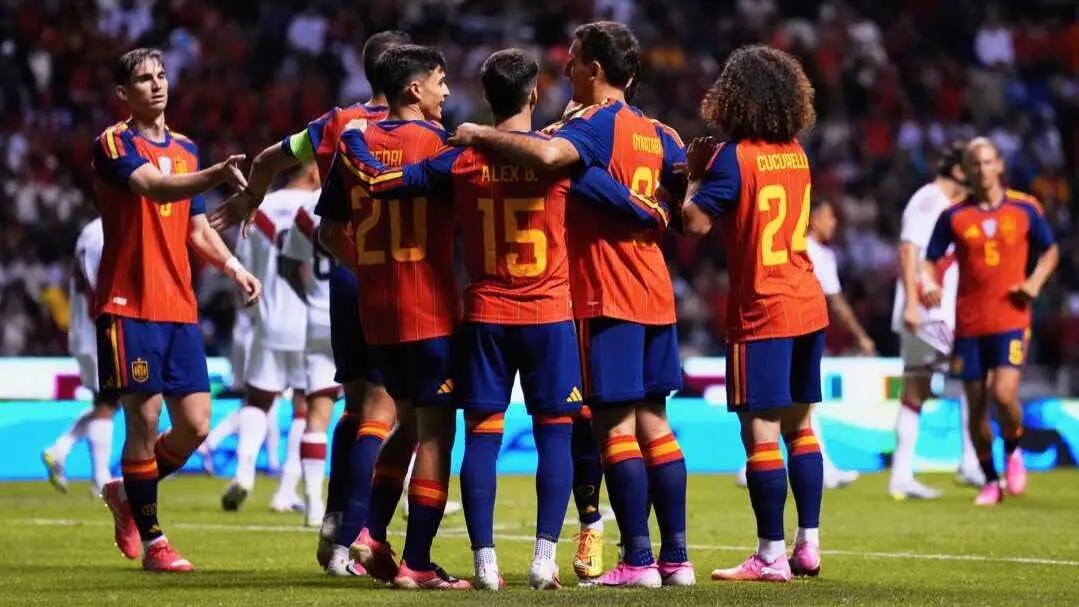 Jugadores de Espa&ntilde;a celebrando un gol / RFEF