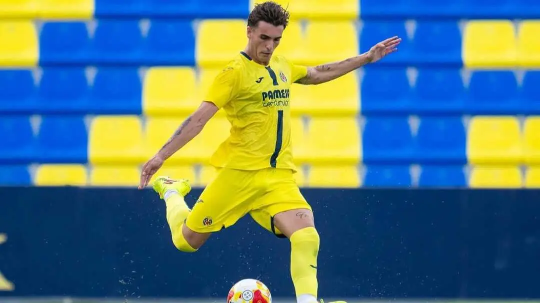 Sierra suma tres temporadas en Primera RFEF / Villarreal CF