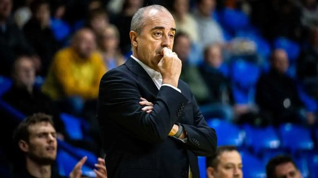 Txus Vidorreta, durante un duelo con La Laguna Tenerife. Fotograf&iacute;a: FIBA.