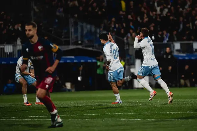 Celebración del gol de Martín Aguirregabiria / Marcos Cebrián