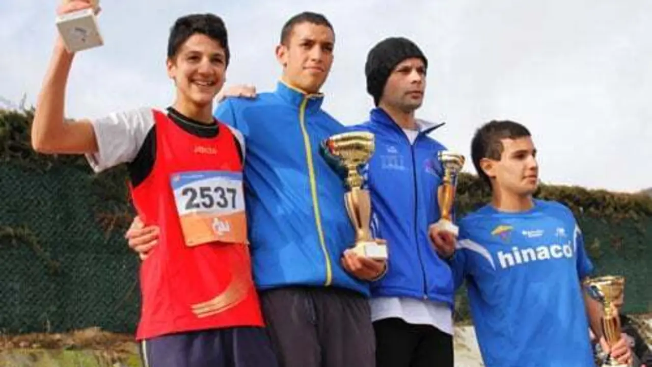 Imagen de los ganadores en la diversas categor&iacute;as | Foto: lavozdebinefar.es