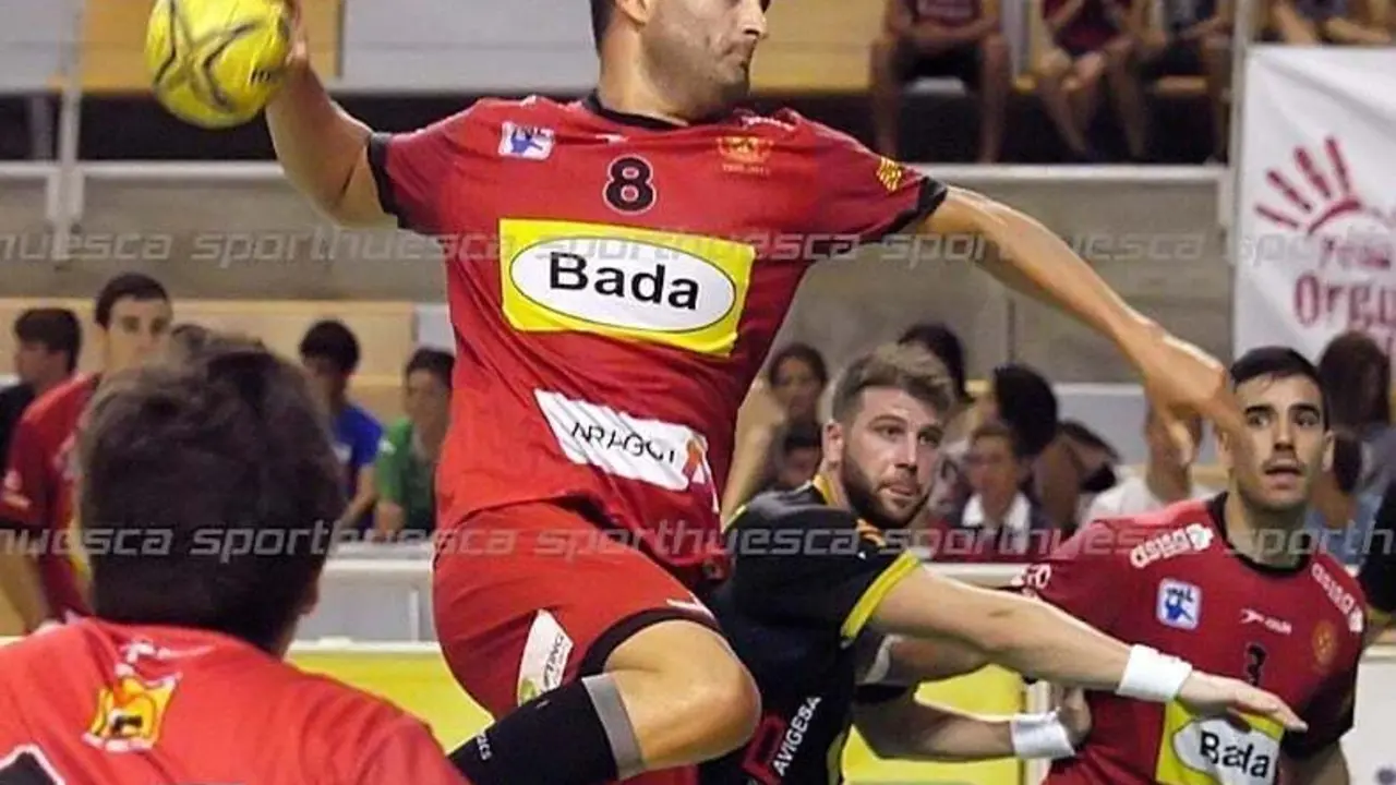 Abraham Rochel, jugador de Bada Huesca| Foto: sporthuesca.com - C.Pascual
