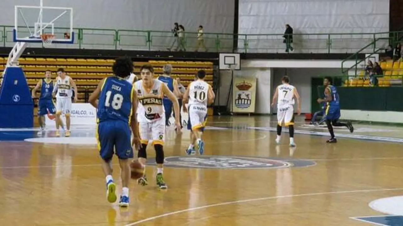 Imagen del partido de ida | Imagen: www.clubourensebaloncesto.com