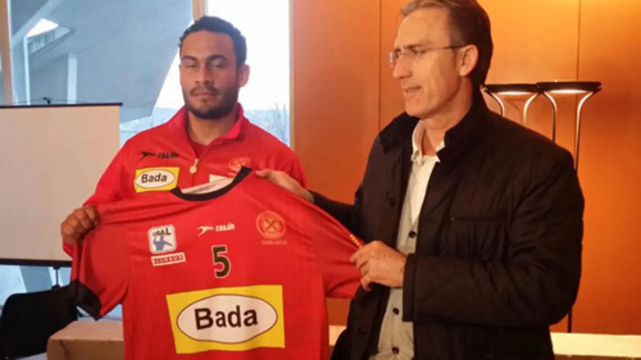 Imagen durante la presentaci&oacute;n | Foto: sporthuesca.com - Mar Torralba