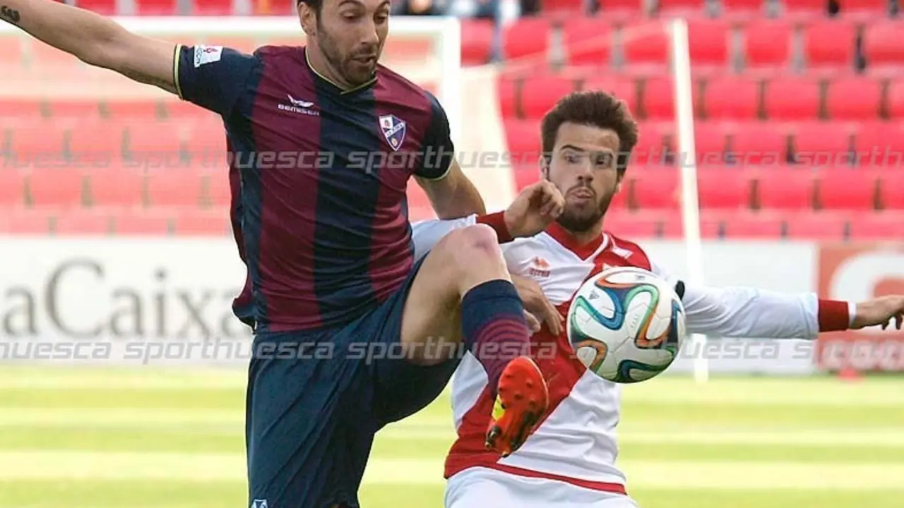 Scardina durante el partido frente al Rayo Vallecano B | Foto: sporthuesca.com - C.Pascual