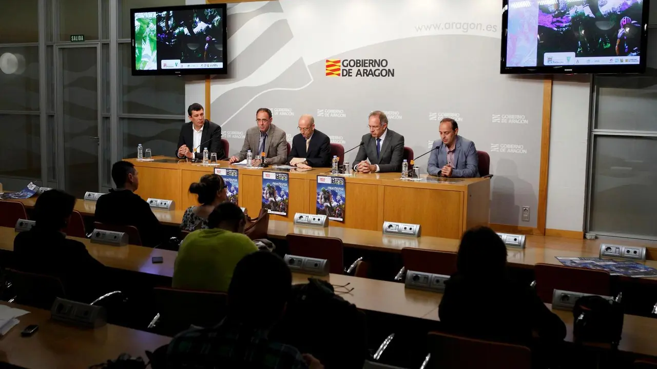 Presentaci&oacute;n de la IV Aram&oacute;n-Panticosa | Foto: rfec.com