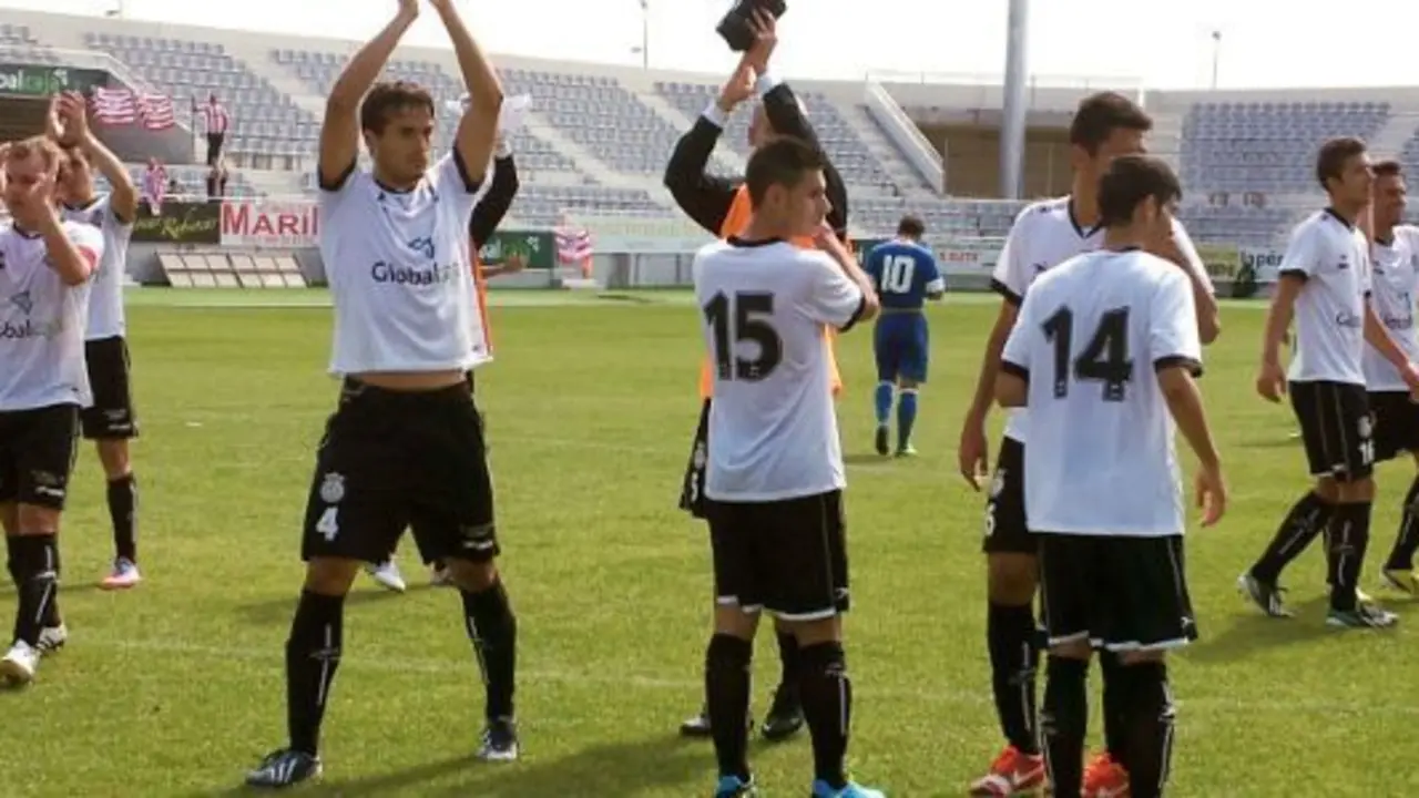 El Conquense aplaude a su afici&oacute;n | Foto: eldigitaldeportivo.es