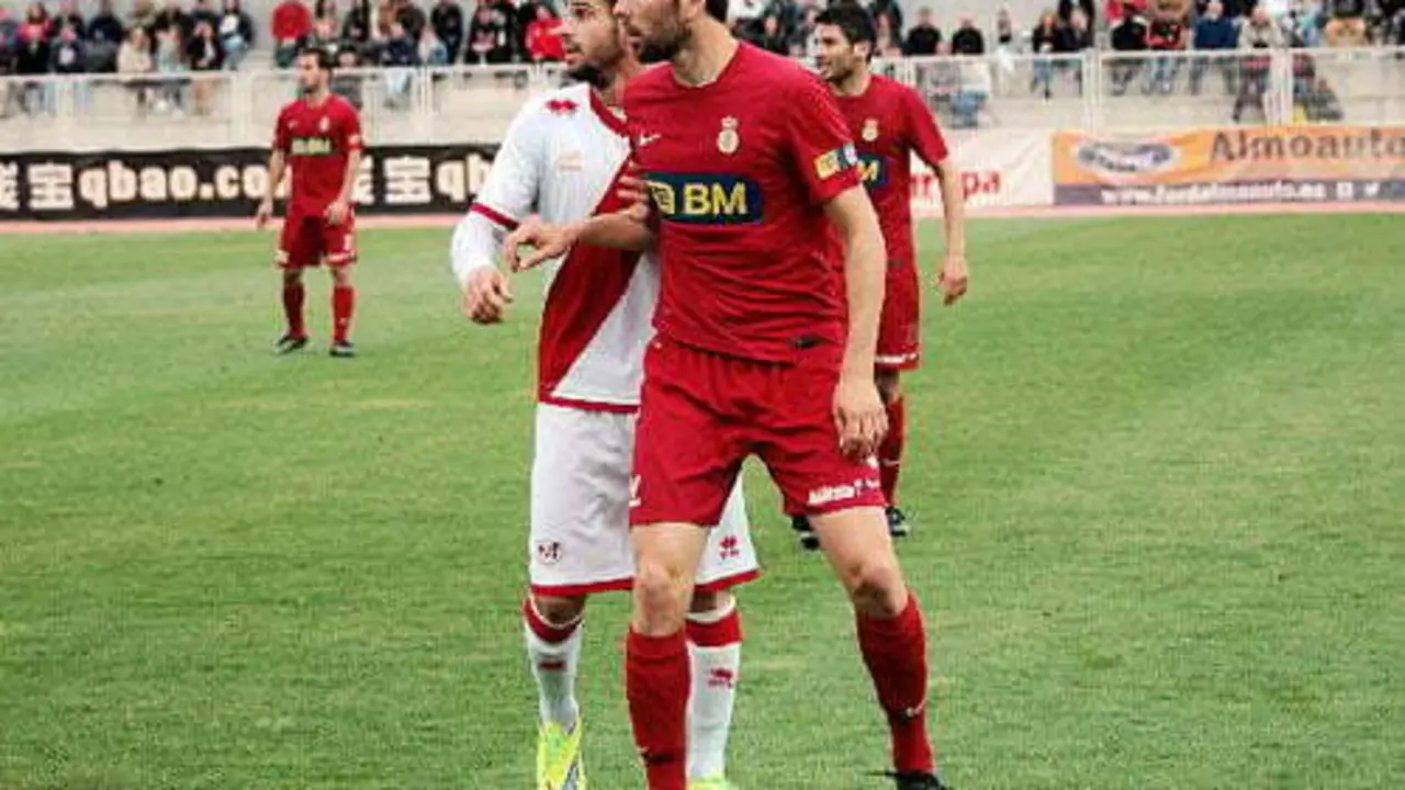 Imagen del duelo entre el Rayo 'B y el Real Uni&oacute;n | Foto: Miguel Mart&iacute;n