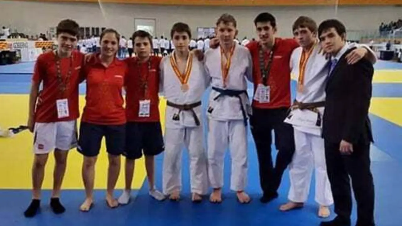 Judokas binefarenses en el Campeonato | Foto: Club Judo Bin&eacute;far