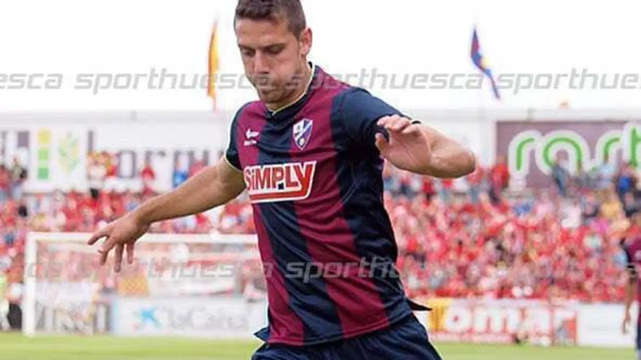 Manolo no estar&aacute; en el partido por sanci&oacute;n | Foto: sporthuesca.com - C.Pascual
