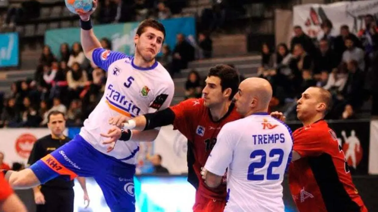 Albert Puyol con Gralloners frente al BM Huesca | Foto: bmgranollers.cat