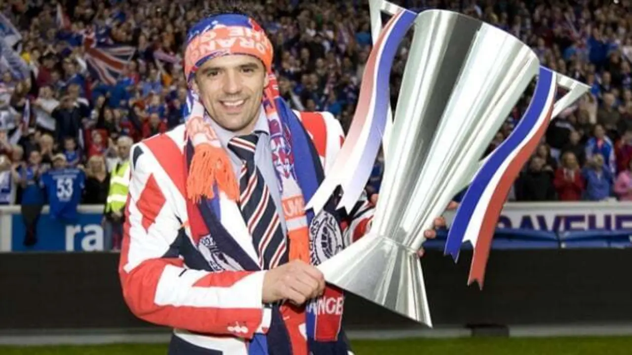 Novo celebra un t&iacute;tulo con el Rangers | FOTO: rangers.uk