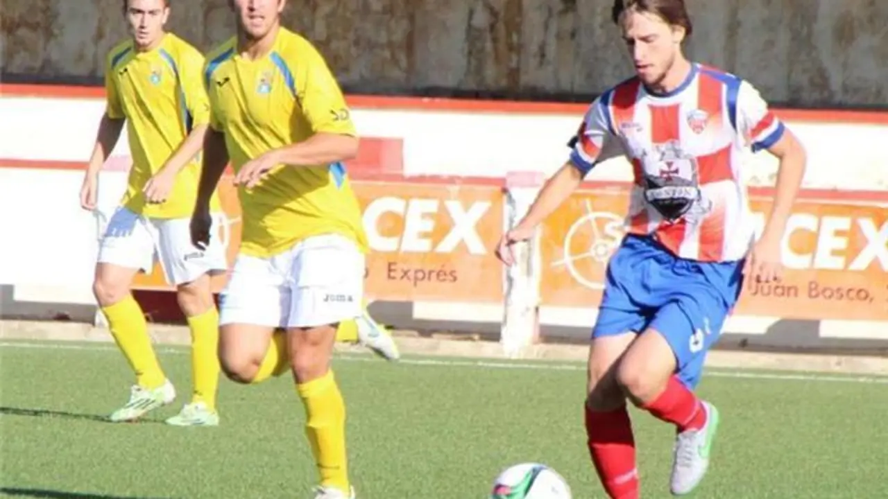 El Monz&oacute;n empat&oacute; (0-0) frente al Almud&eacute;var la jornada pasada | Foto: Antonio Mart&iacute;nez - DA