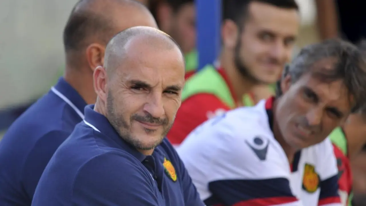 Albert Ferrer, entrenador del Mallorca | Foto: ltimahora.es