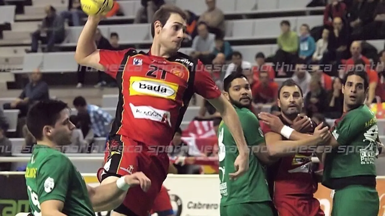 Oier Garcia en el partido frente a Cuenca en el Palacio | Foto C. Pascual